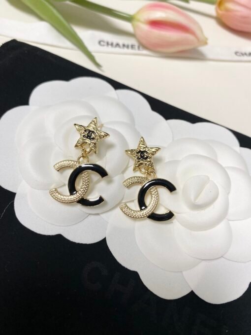 Chanel new style, medieval lava series, five-pointed star, black and gold high-end color matching, double C pendant, earrings - Image 4