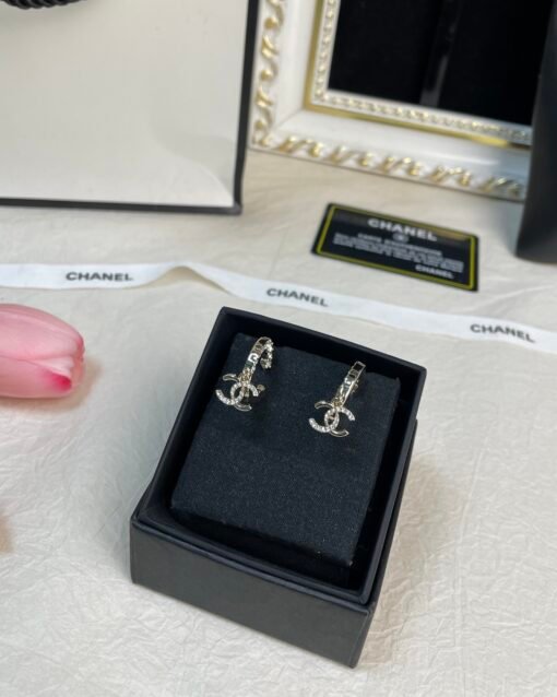 Chanel double c half diamond earrings - Image 3