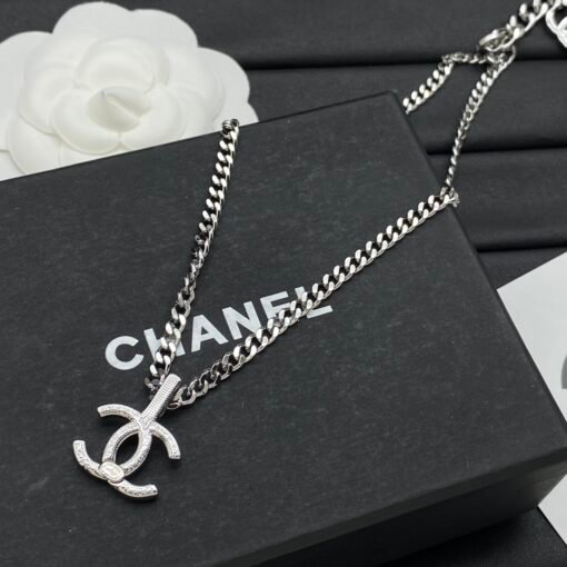 Chanel new necklace - Image 6