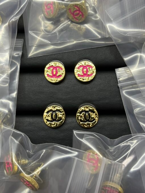 Chanel new round double c oil-drop earrings, rose red, black