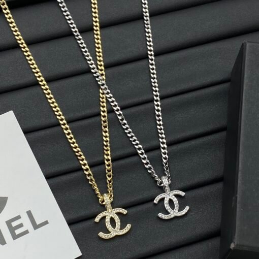 Chanel new necklace - Image 2