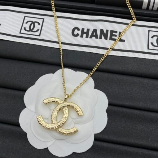 Chanel new necklace - Image 3