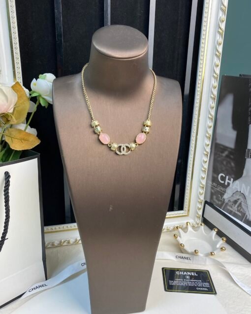 ChChanel new pink oval resin metal necklace - Image 2