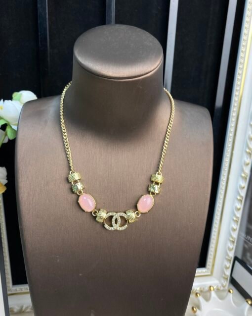 ChChanel new pink oval resin metal necklace - Image 3
