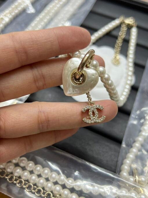 Chanel new custom white love double c pearl necklace - Image 3