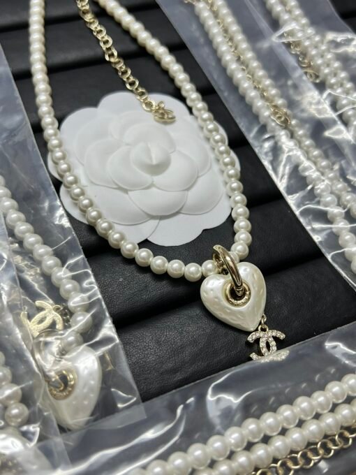 Chanel new custom white love double c pearl necklace - Image 2
