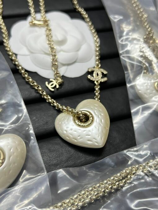 Chanel new large customized love necklace - Image 2