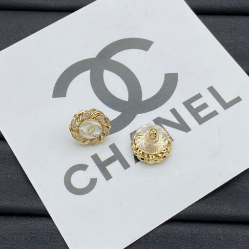 Chanel new earrings - Image 6