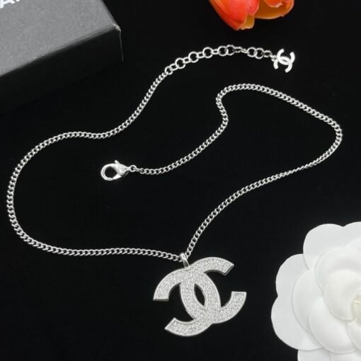 Chanel new necklace - Image 5