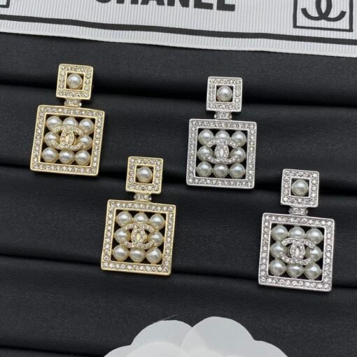 Chanel new earrings - Image 3