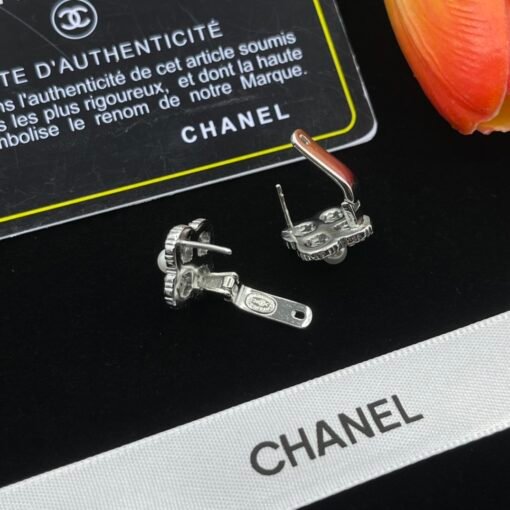Chanel new earrings - Image 6