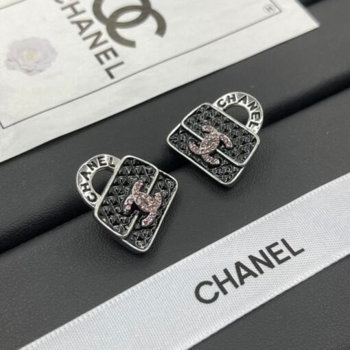 Chanel new earrings - Image 3