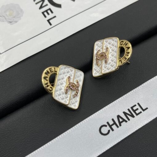 Chanel new earrings - Image 3