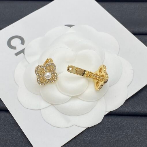 Chanel new earrings - Image 4