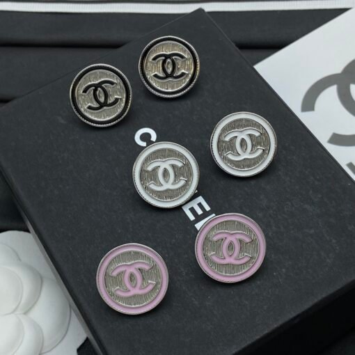Chanel new earrings - Image 2