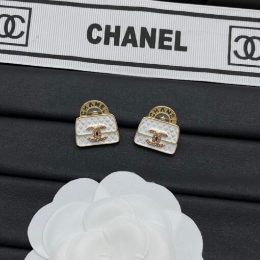 Chanel new earrings - Image 3