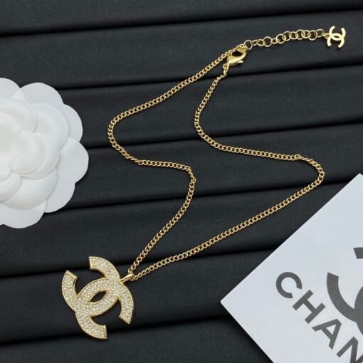 Chanel new necklace - Image 4