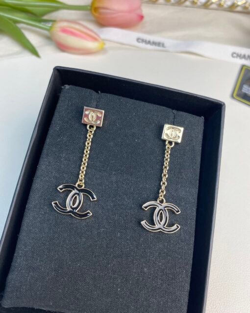 Chanel Black enamel double C long earrings