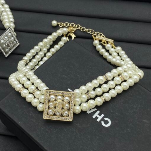 Chanel new necklace - Image 3