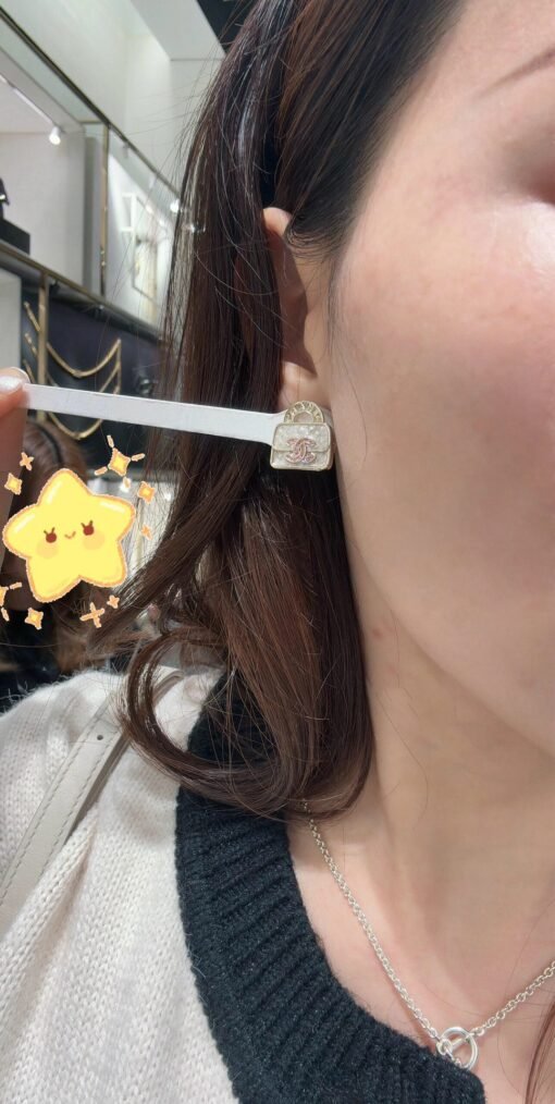 24S White Pink Enamel Bag Earrings
Ear effect - Image 2