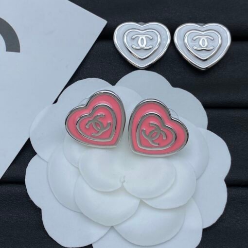 Chanel new earrings - Image 3