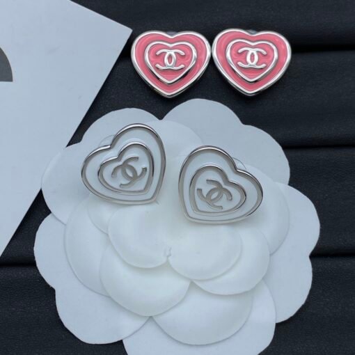 Chanel new earrings - Image 5