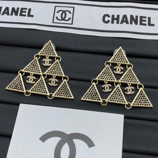 Chanel new earrings - Image 3