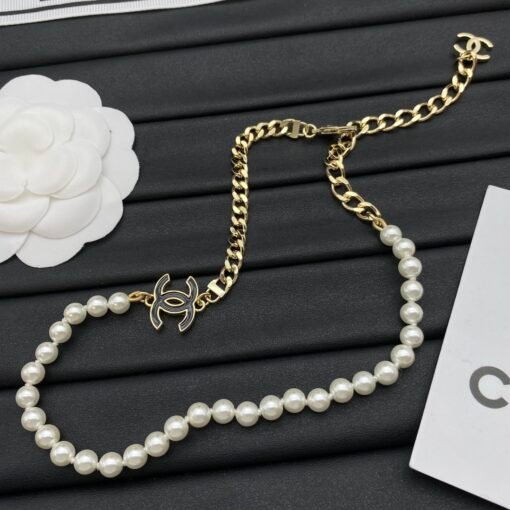 Chanel new necklace - Image 4