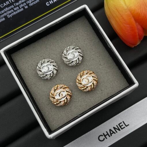 Chanel earrings - Image 7