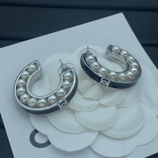 Chanel new earrings - Image 5