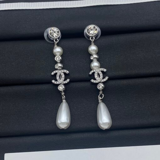 Chanel new earrings - Image 4