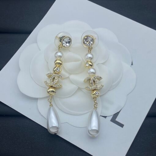 Chanel new earrings - Image 3