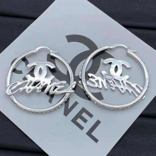Chanel new earrings - Image 6