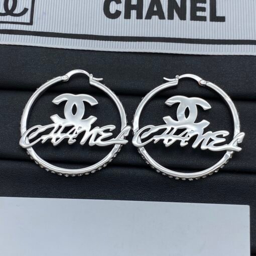 Chanel new earrings - Image 5