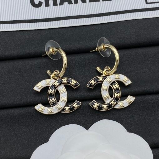 Chanel new earrings - Image 4
