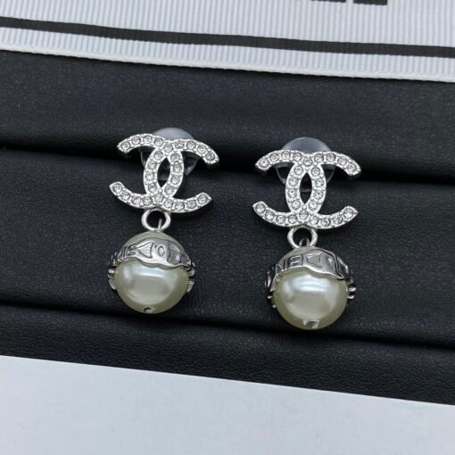 Chanel new earrings - Image 2