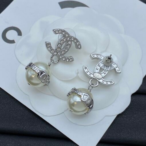 Chanel new earrings - Image 6