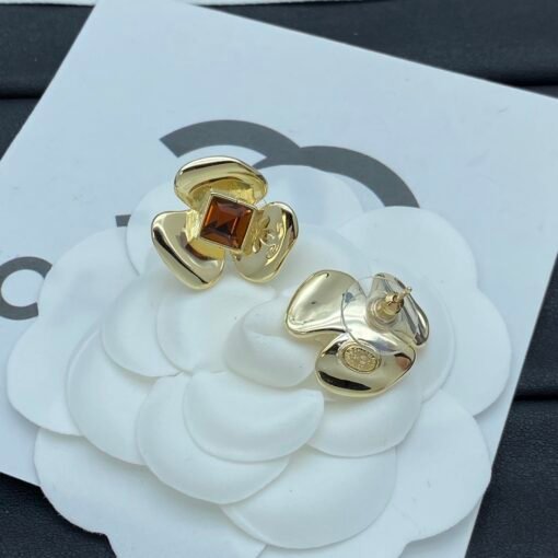 Chanel new earrings - Image 6