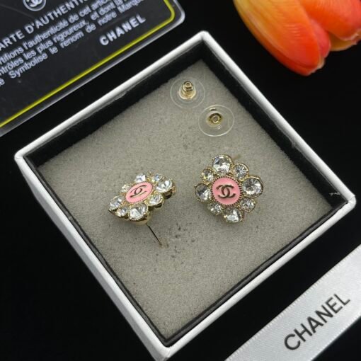 Chanel earrings - Image 4