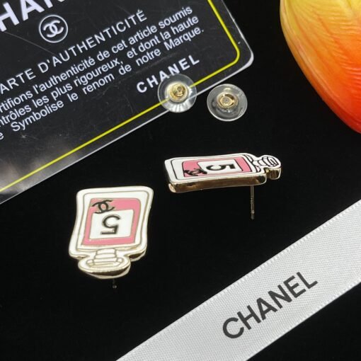 Chanel new earrings - Image 4