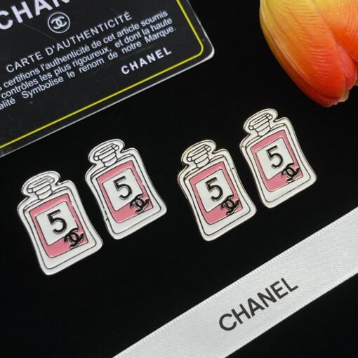 Chanel new earrings - Image 7