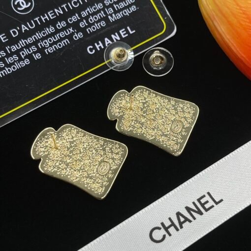 Chanel new earrings - Image 6