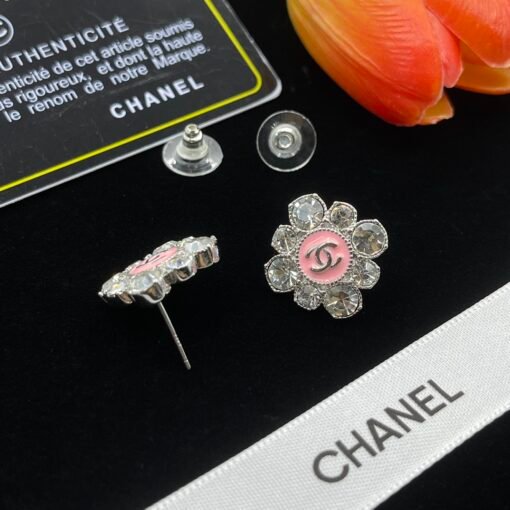 Chanel earrings - Image 4