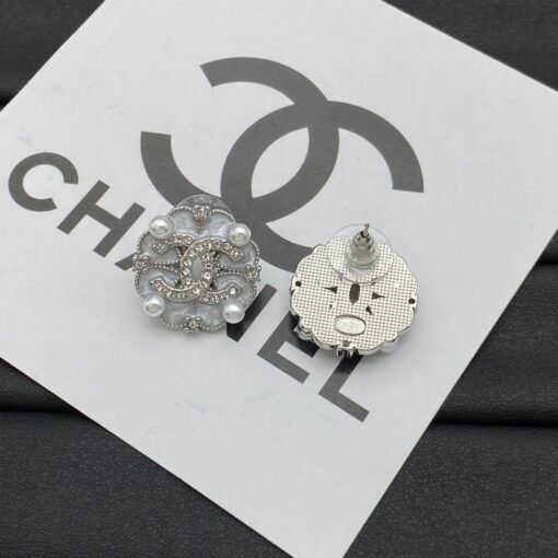 Chanel new earrings - Image 6