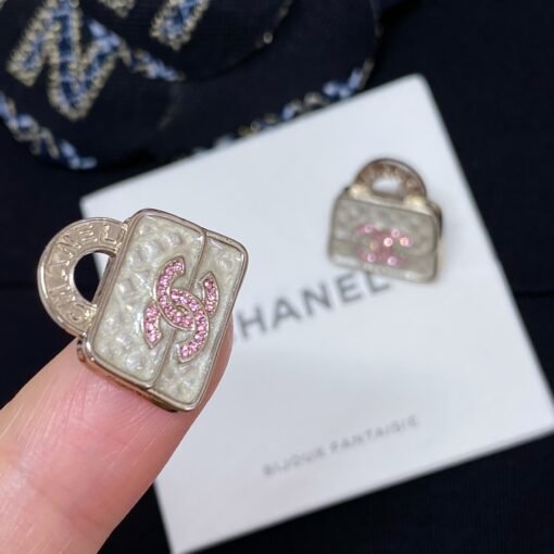 24S White Enamel Bag Earrings
The latest beautiful series in spring and summer 24! - Image 7