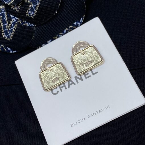 24S White Enamel Bag Earrings
The latest beautiful series in spring and summer 24! - Image 6