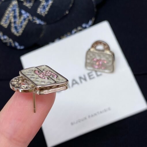 24S White Enamel Bag Earrings
The latest beautiful series in spring and summer 24! - Image 8