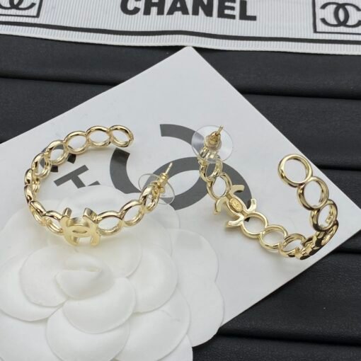 Chanel new earrings - Image 4