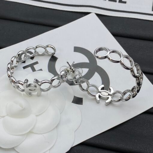 Chanel new earrings - Image 6