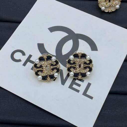 New Chanel new earrings - Image 5
